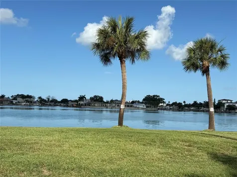 110 Sunset Drive S St Petersburg FL 33707