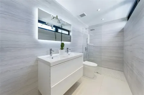 20 Delcasse Street San Juan PR 00907