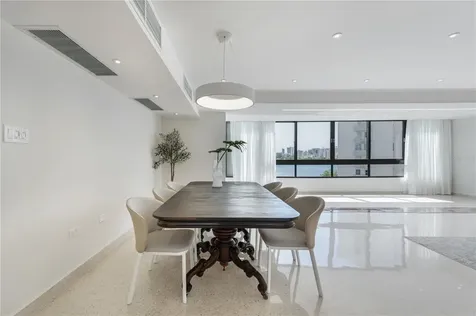20 Delcasse Street San Juan PR 00907