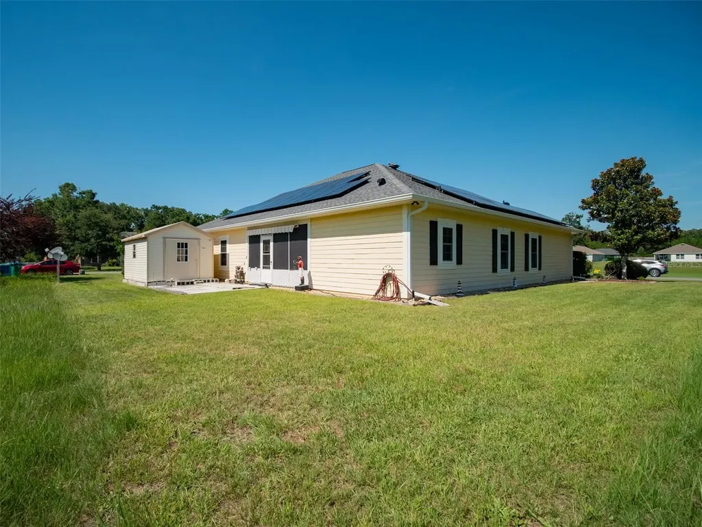 19346 NW 228th Street High Springs FL 32643