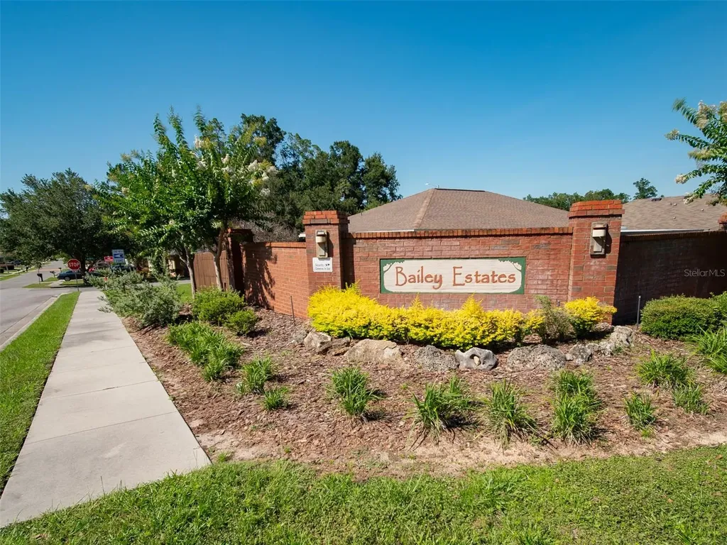 19346 NW 228th Street High Springs FL 32643