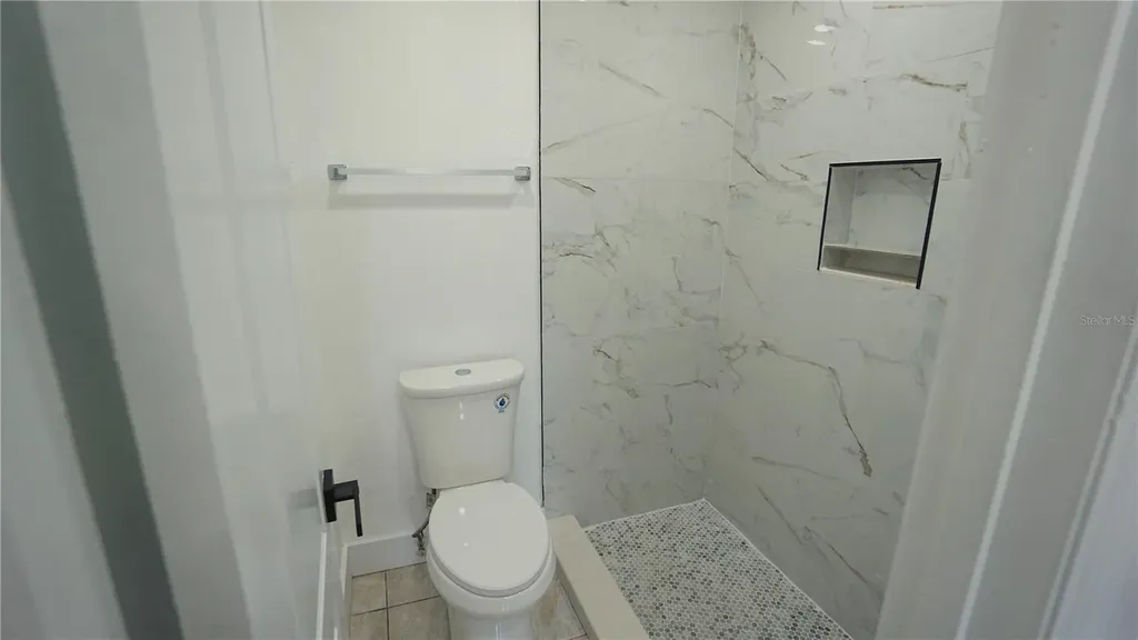 834 Angela Lane Kissimmee FL 34741