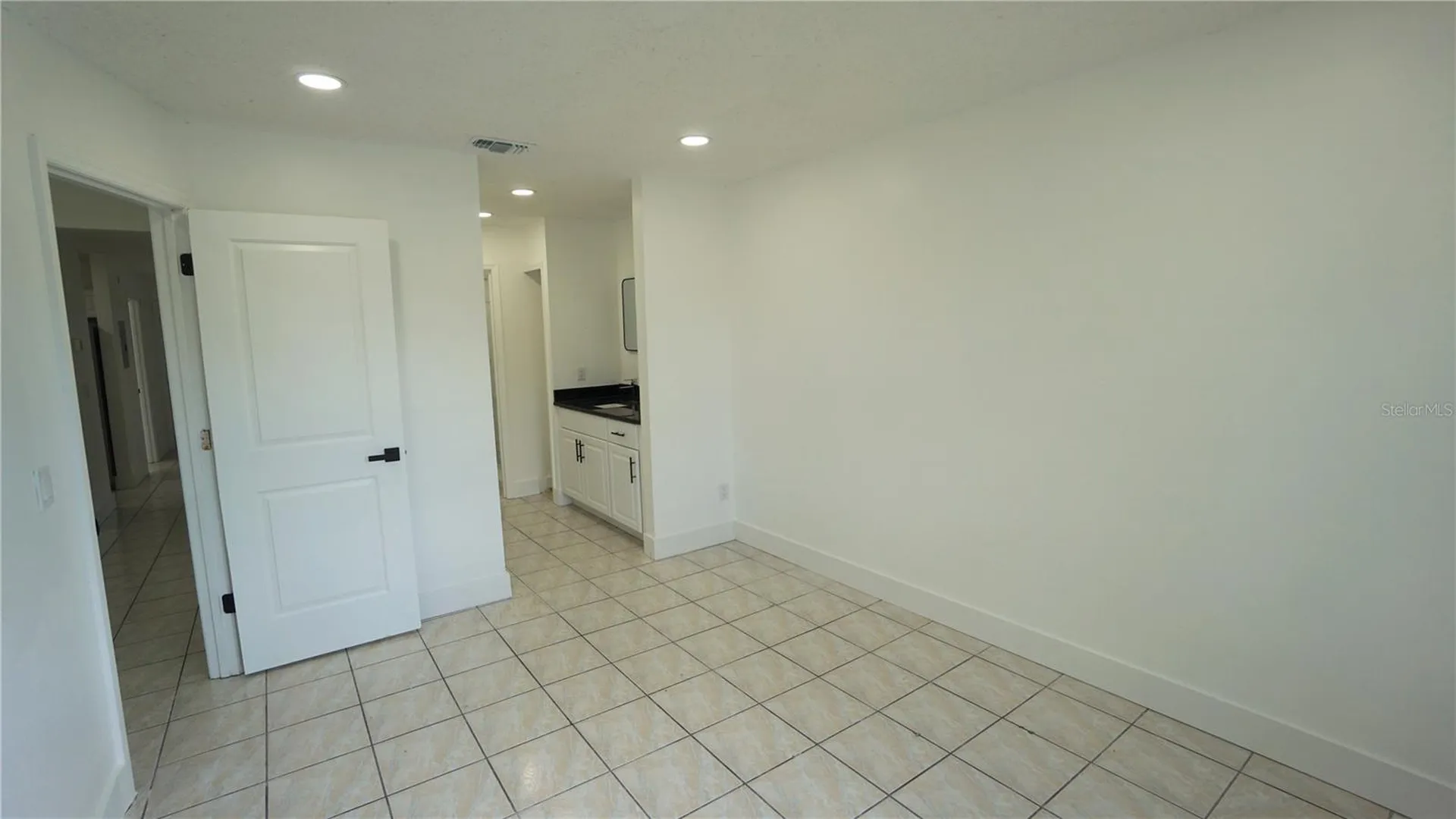 834 Angela Lane Kissimmee FL 34741