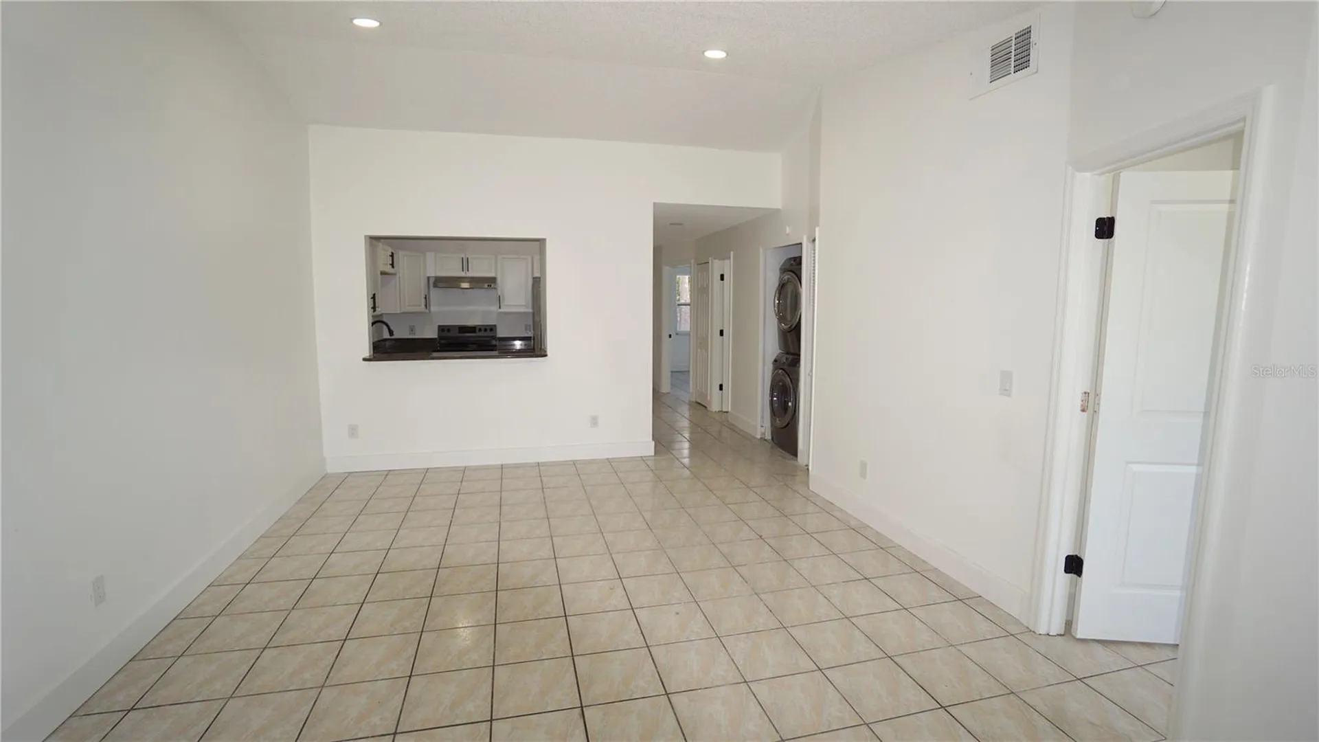 834 Angela Lane Kissimmee FL 34741