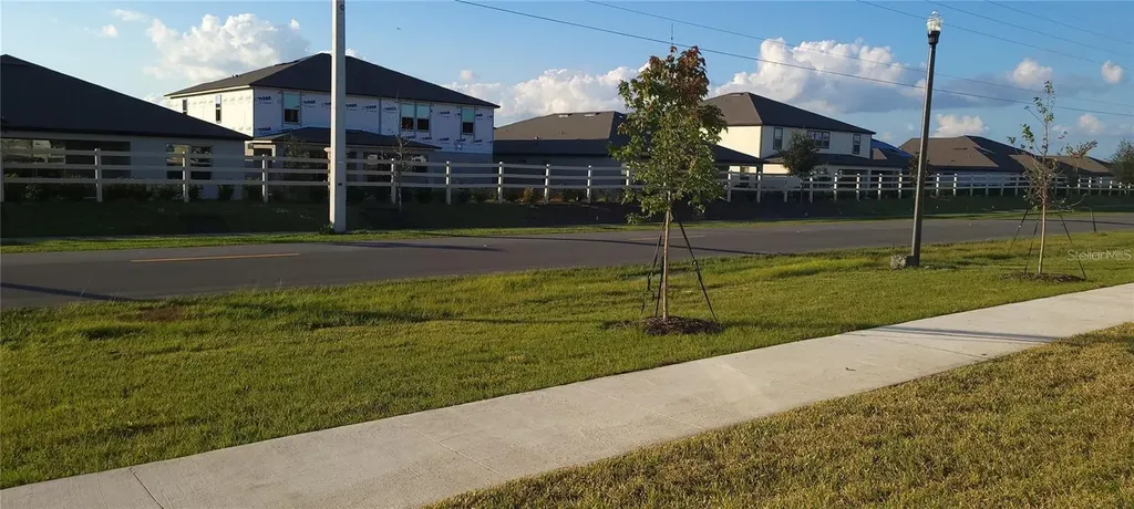 2713 Franklin Road St Cloud FL 34771