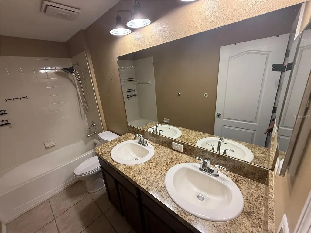 10205 Stedfast Court Sun City Center FL 33573