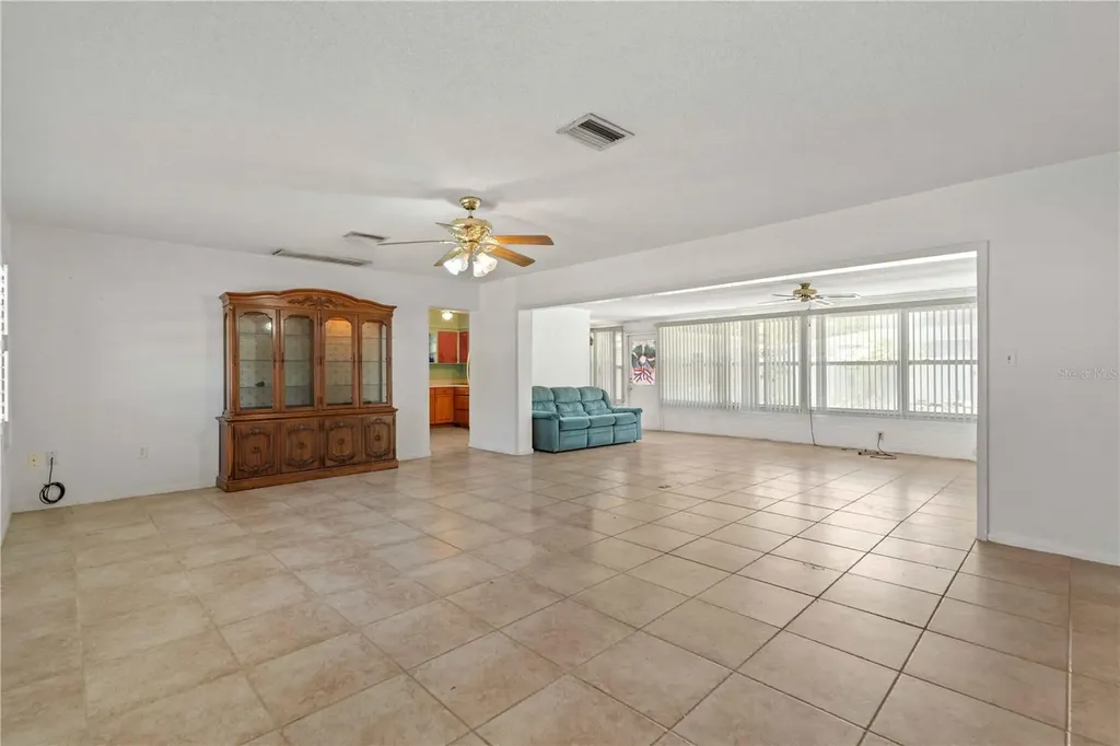 927 Parkwood Drive Dunedin FL 34698