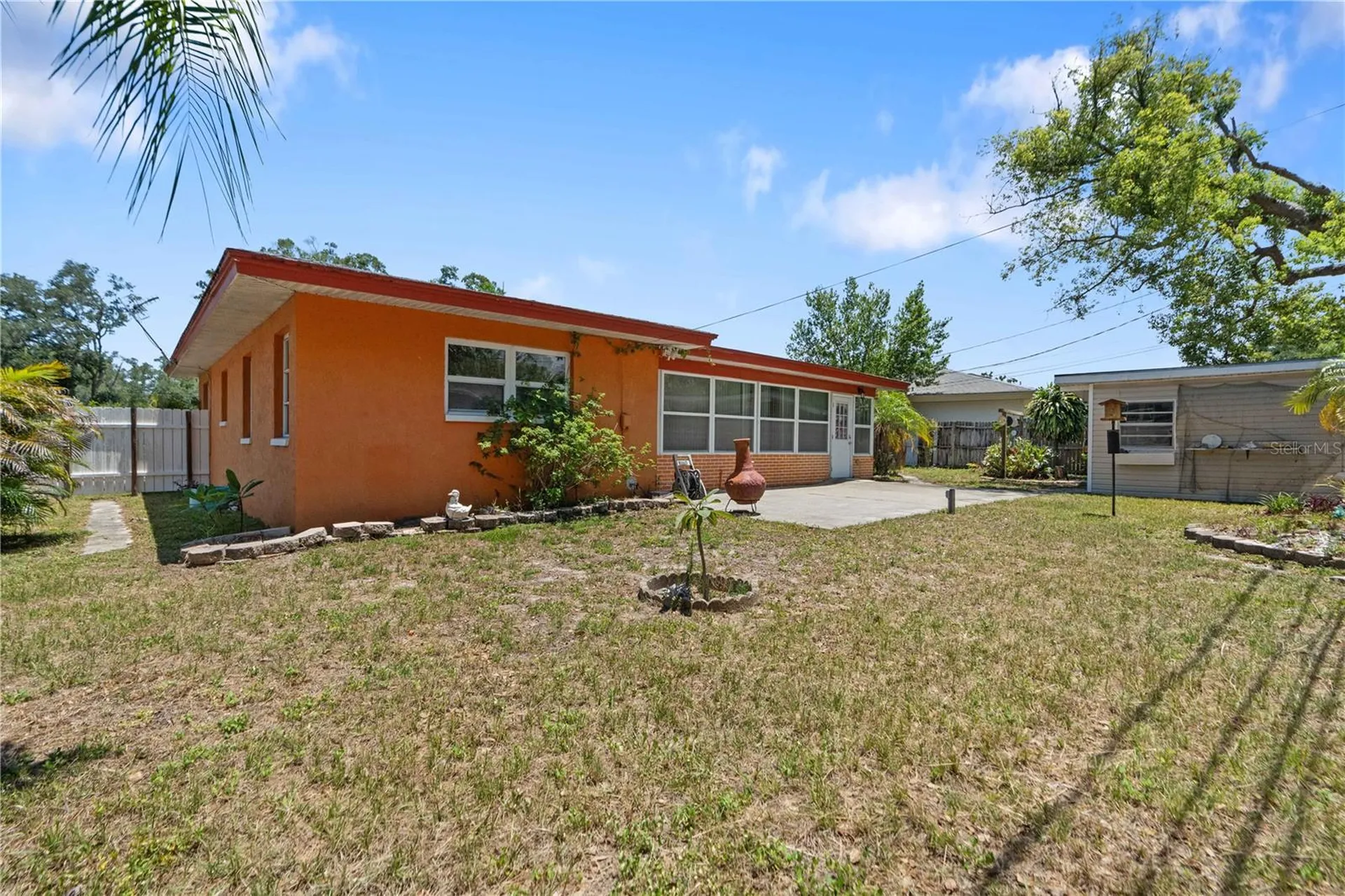 927 Parkwood Drive Dunedin FL 34698