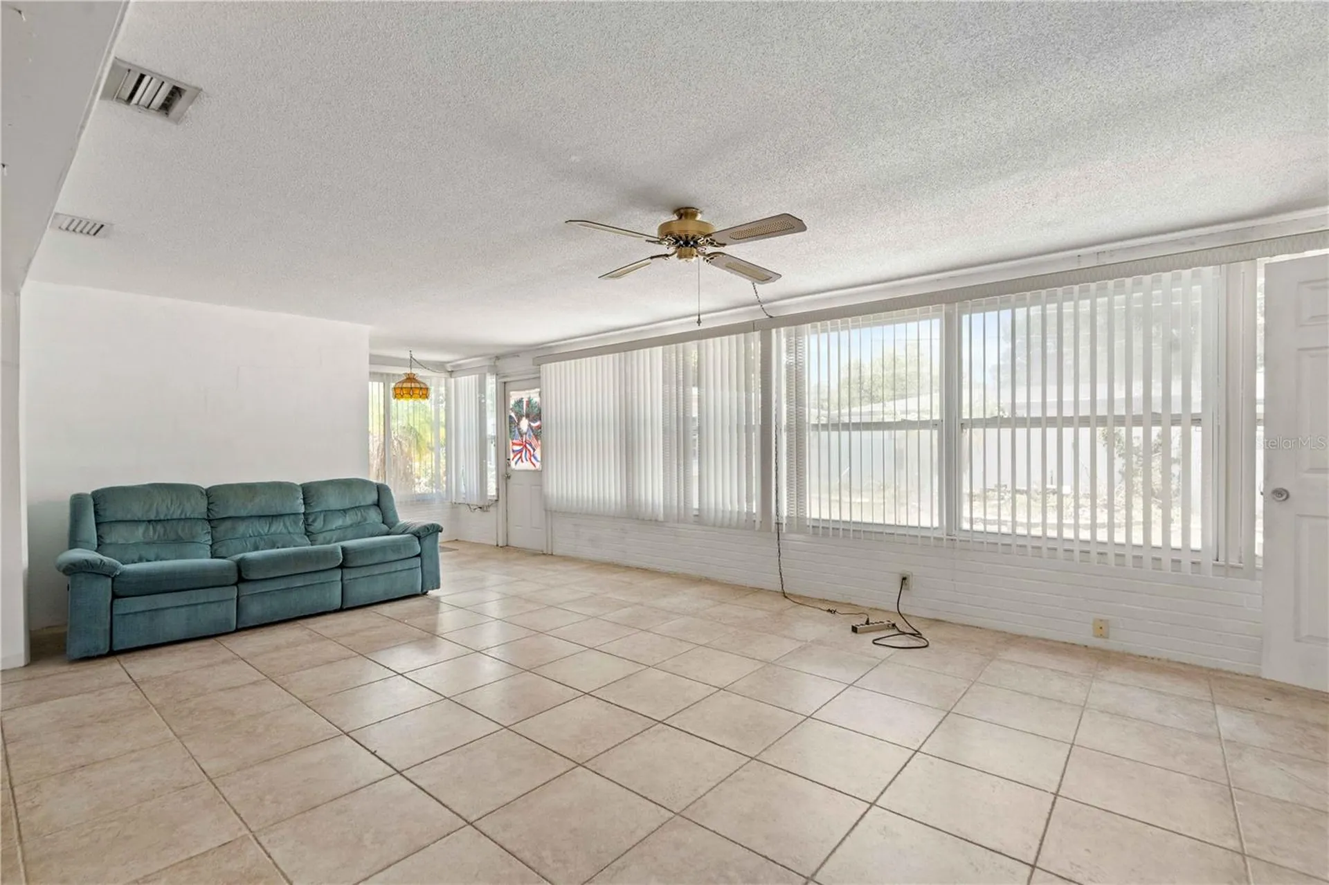 927 Parkwood Drive Dunedin FL 34698