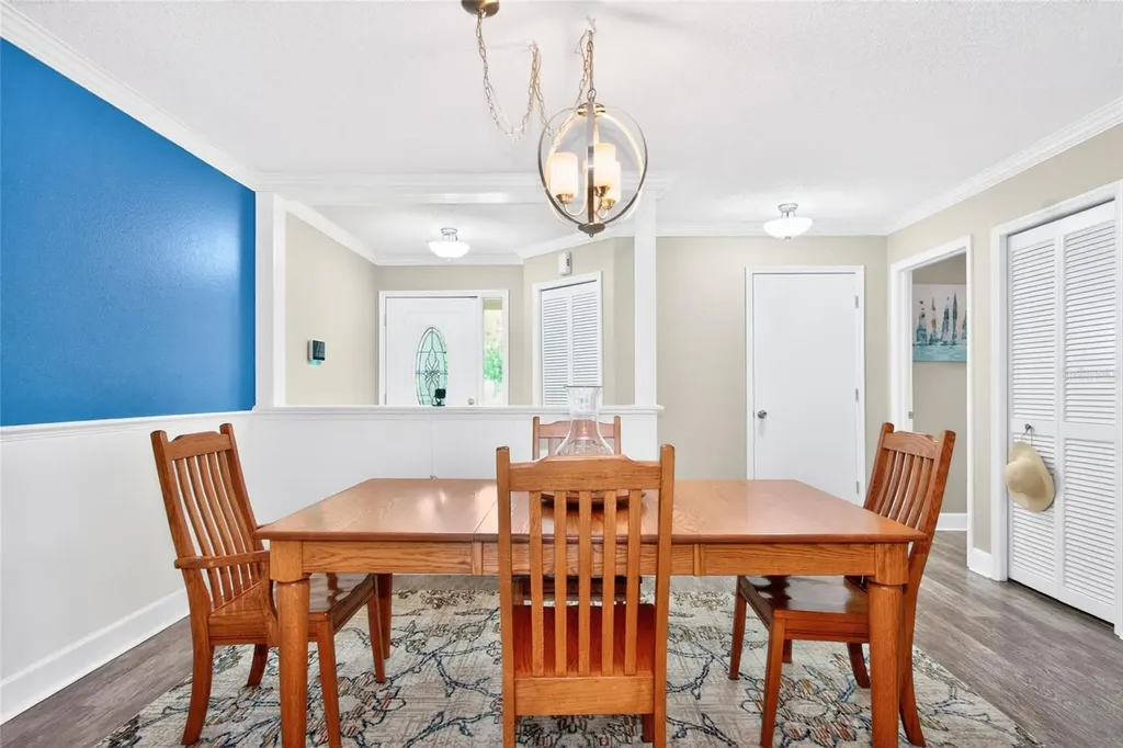 2524 W Brook Lane Clearwater FL 33761