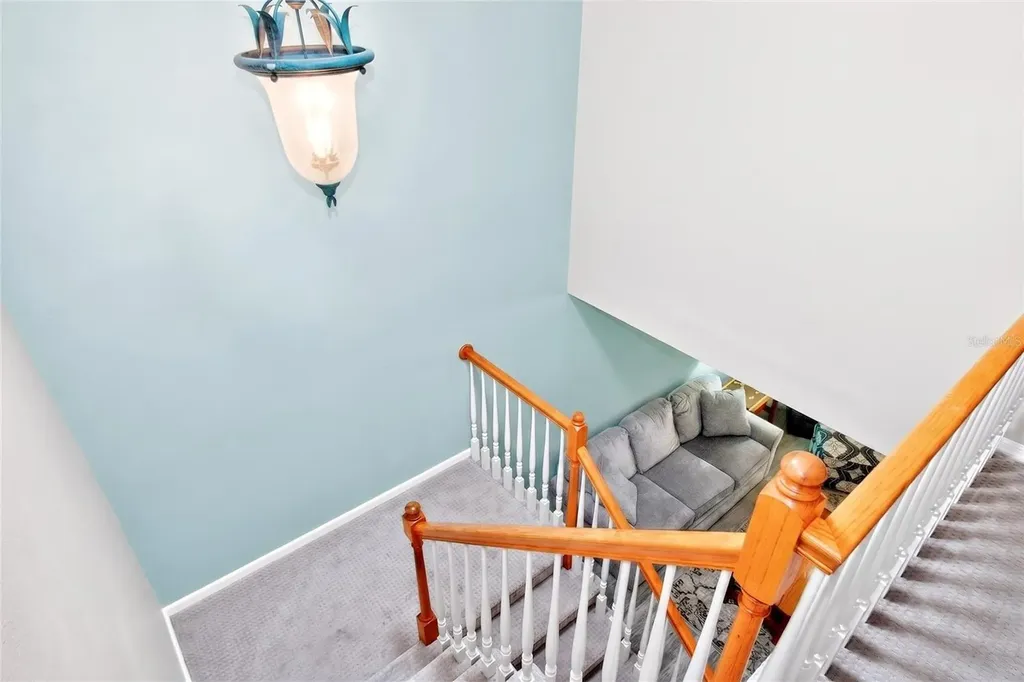 2524 W Brook Lane Clearwater FL 33761