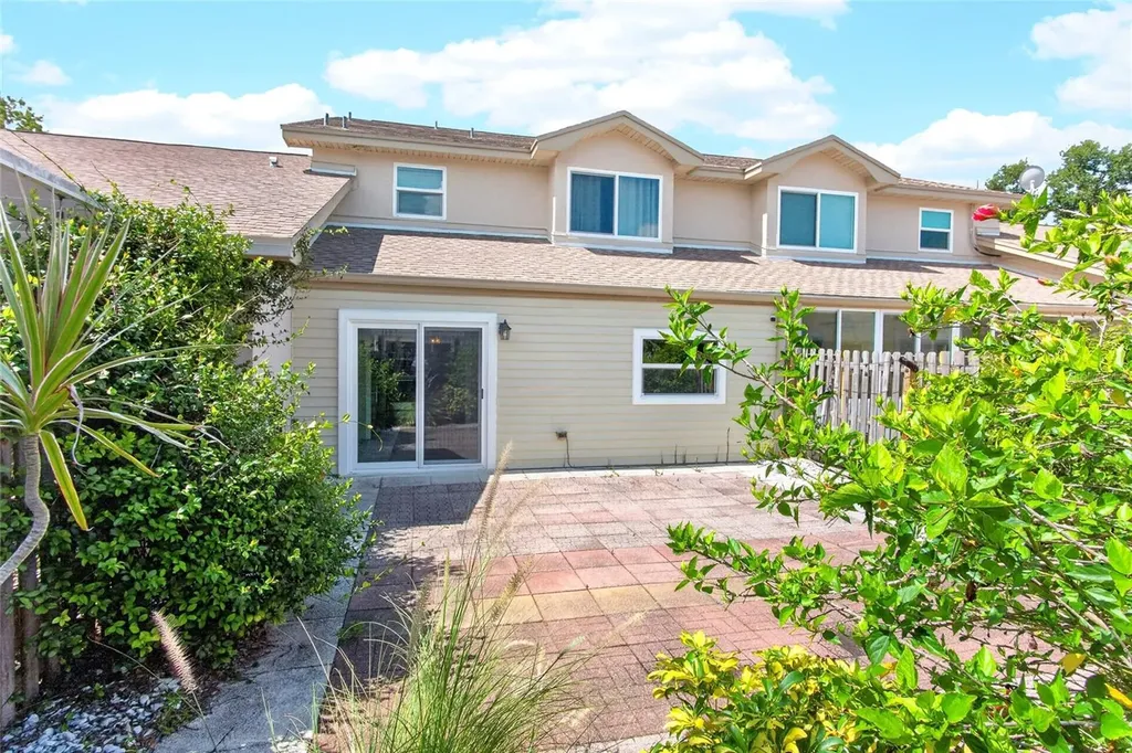2524 W Brook Lane Clearwater FL 33761