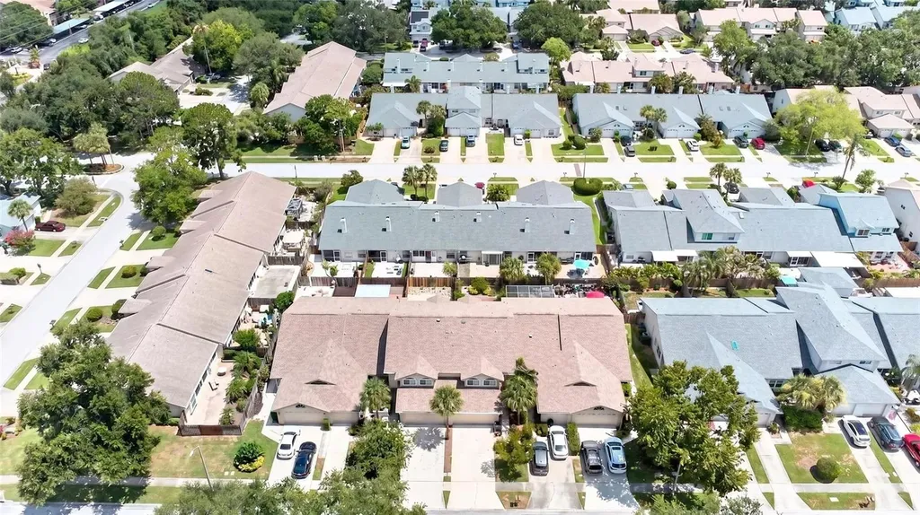 2524 W Brook Lane Clearwater FL 33761
