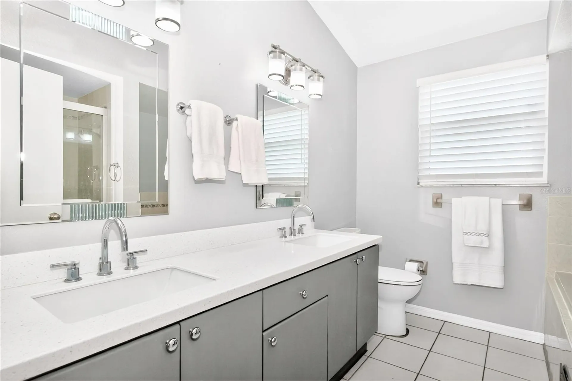 2524 W Brook Lane Clearwater FL 33761