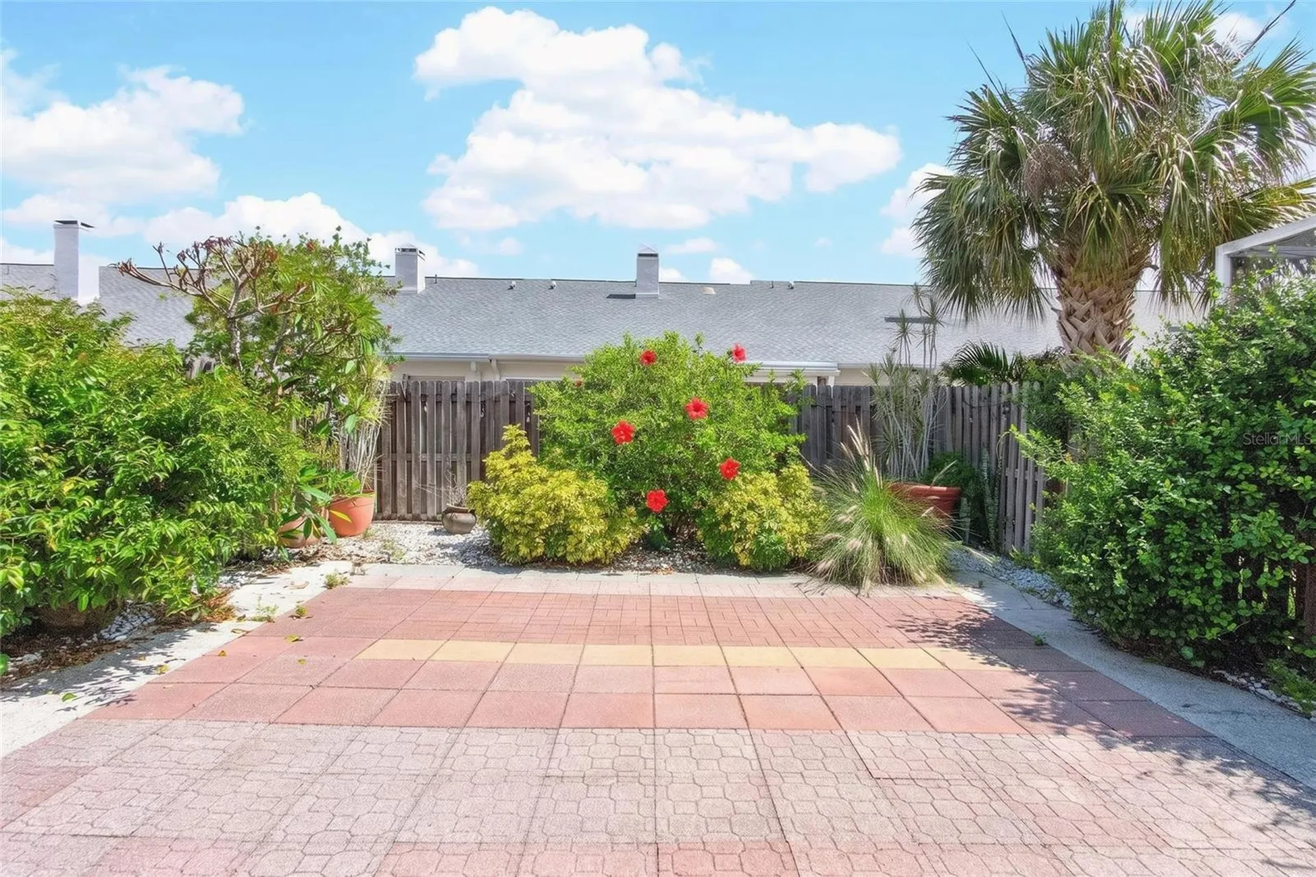 2524 W Brook Lane Clearwater FL 33761