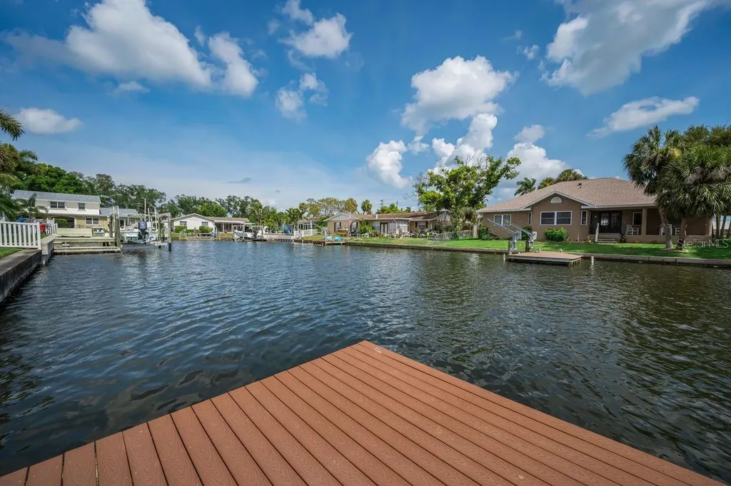 1310 41st Avenue NE St Petersburg FL 33703