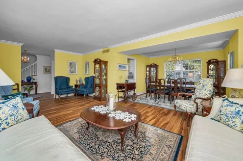 1310 41st Avenue NE St Petersburg FL 33703