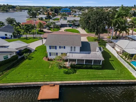 1310 41st Avenue NE St Petersburg FL 33703