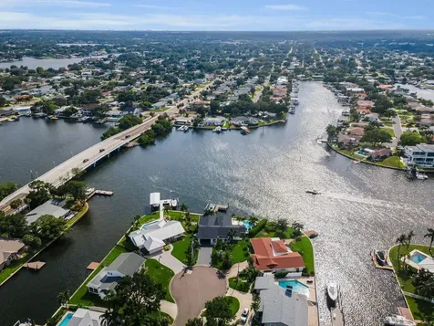 1310 41st Avenue NE St Petersburg FL 33703