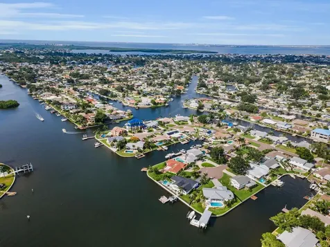 1310 41st Avenue NE St Petersburg FL 33703