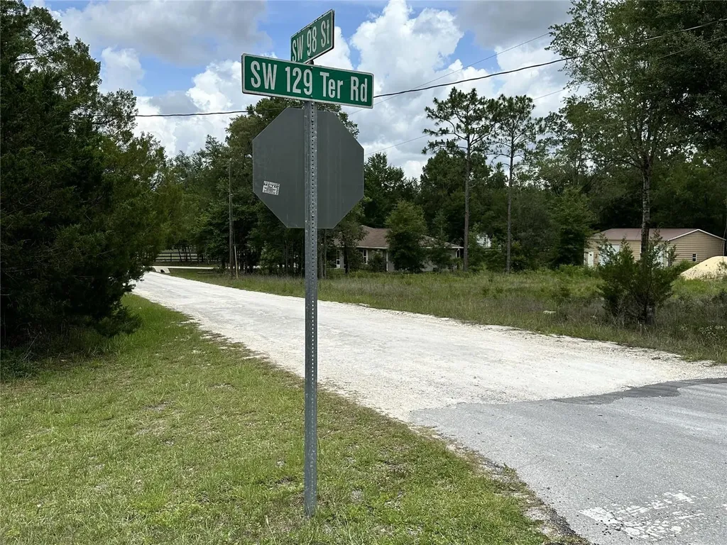 00 SW 98th Street Dunnellon FL 34432