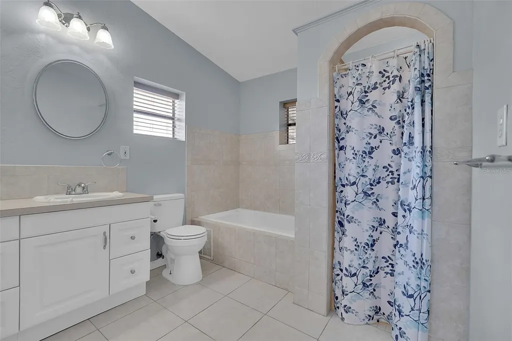 3303 Florida Boulevard Bradenton FL 34207