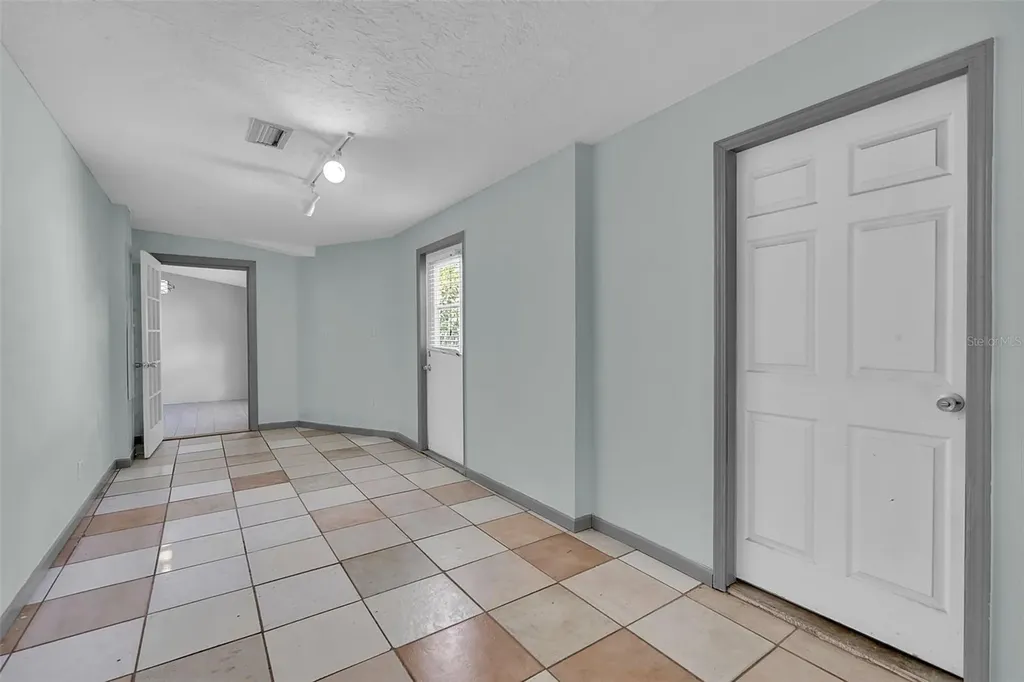 3303 Florida Boulevard Bradenton FL 34207