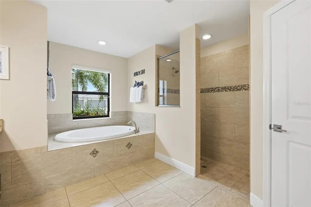 206 NE 21st Avenue Cape Coral FL 33909