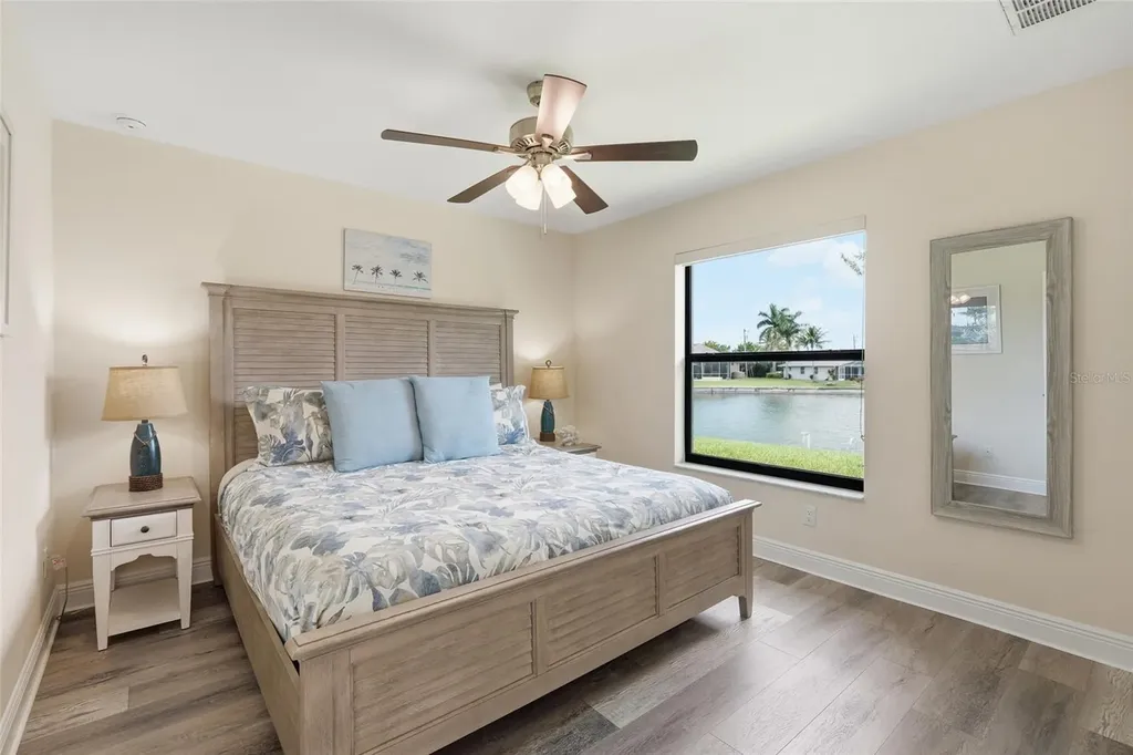206 NE 21st Avenue Cape Coral FL 33909