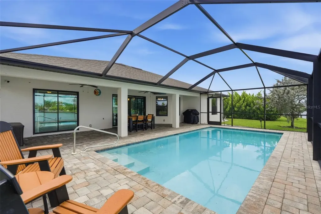 206 NE 21st Avenue Cape Coral FL 33909
