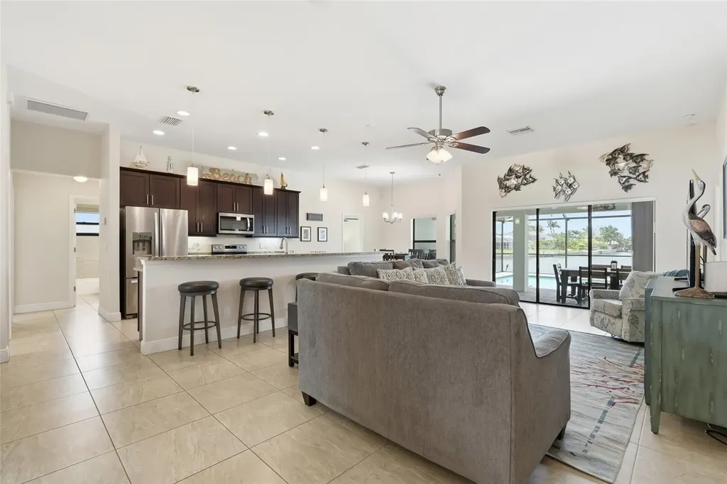 206 NE 21st Avenue Cape Coral FL 33909