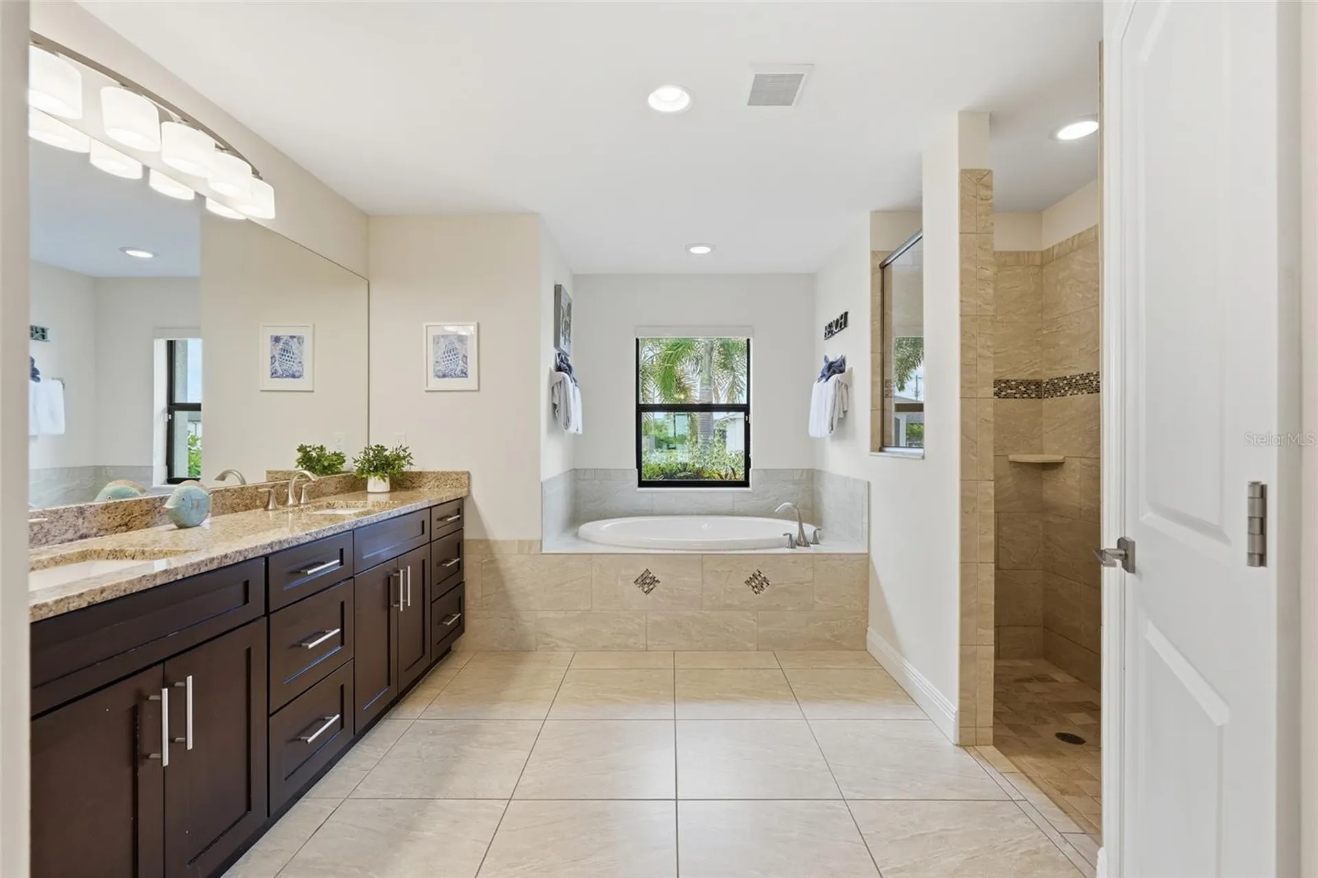 206 NE 21st Avenue Cape Coral FL 33909