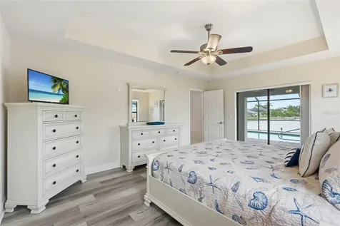206 NE 21st Avenue Cape Coral FL 33909