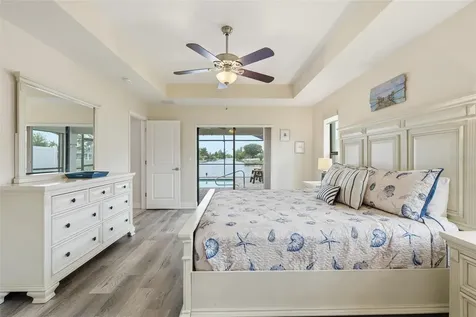 206 NE 21st Avenue Cape Coral FL 33909