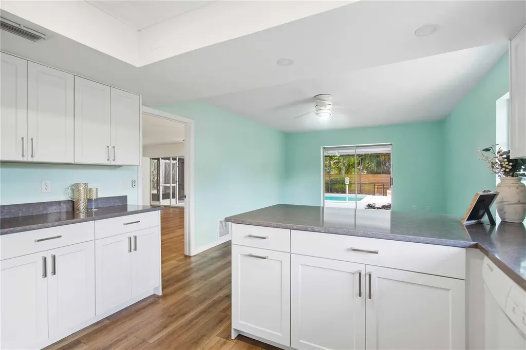 3629 Egerton Circle Sarasota FL 34233