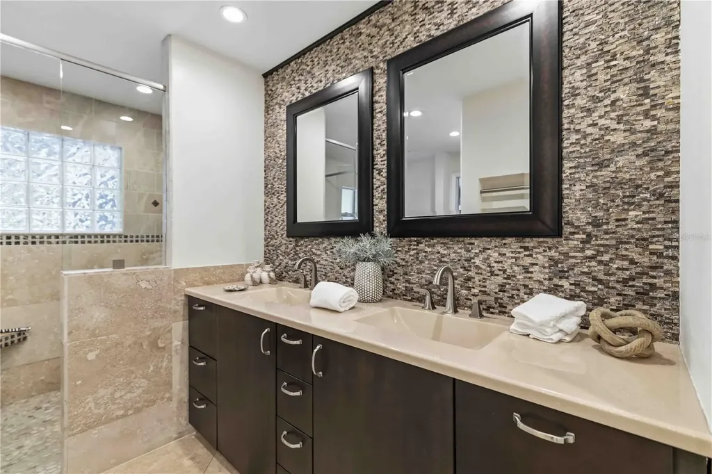 3629 Egerton Circle Sarasota FL 34233