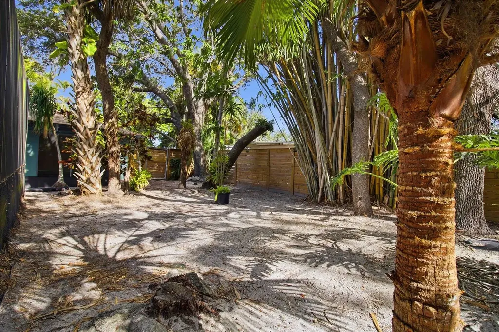 3629 Egerton Circle Sarasota FL 34233