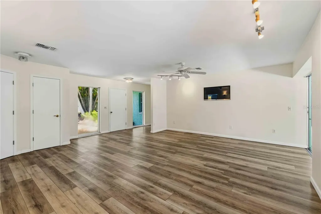3629 Egerton Circle Sarasota FL 34233