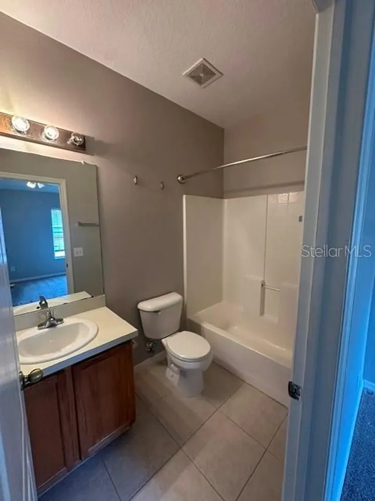 15723 Fishhawk Falls Drive Lithia FL 33547