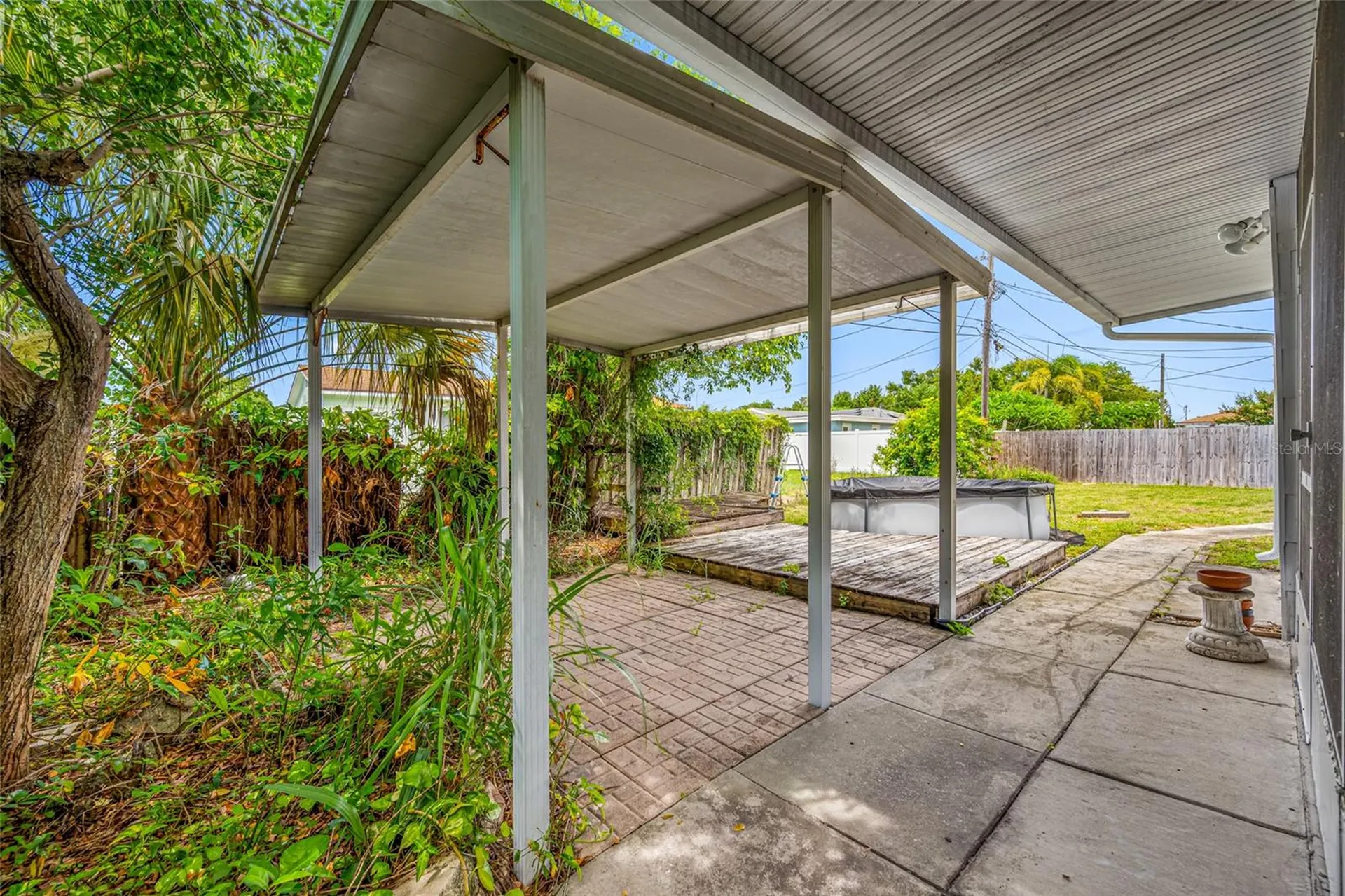 6219 Hampton Drive N St Petersburg FL 33710