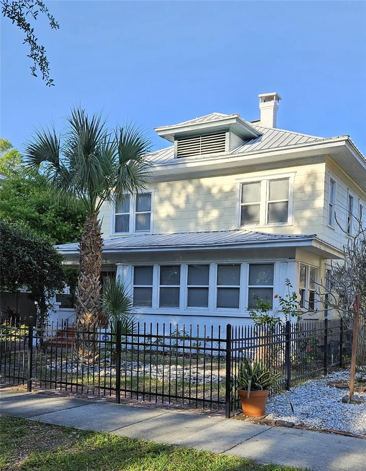 620 5th Street N St Petersburg FL 33701
