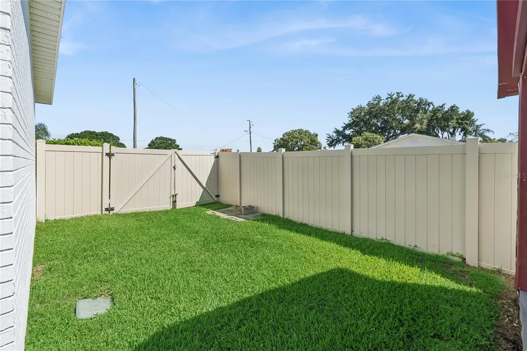 2925 E Lake Hartridge Drive Winter Haven FL 33881