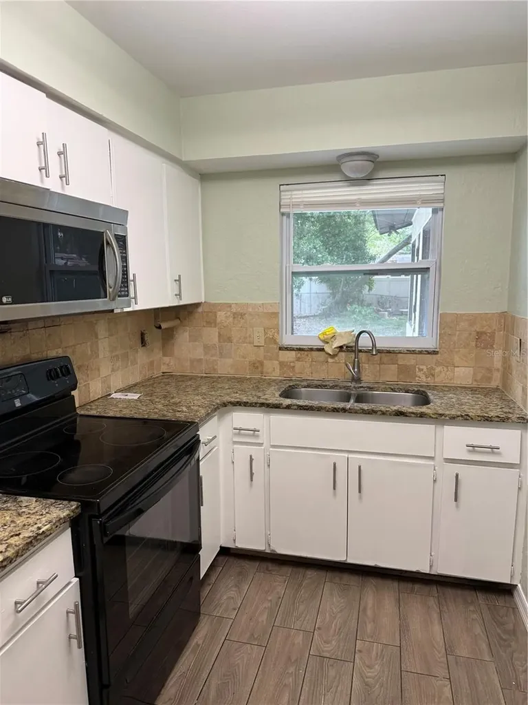 3543 Bali Drive Sarasota FL 34232