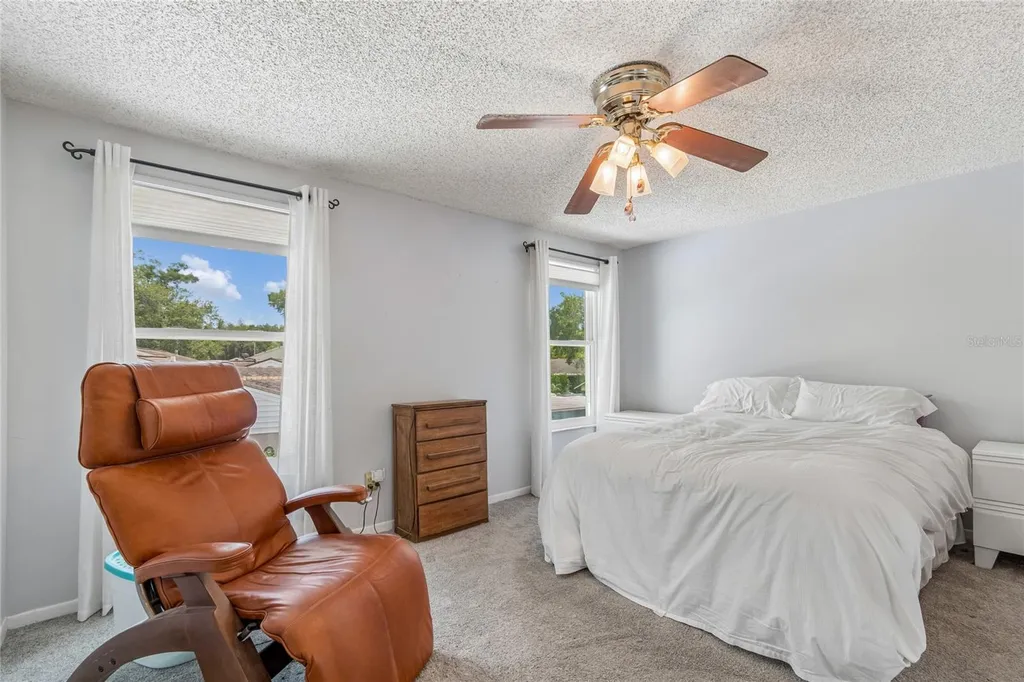 16018 Saddlestring Drive Tampa FL 33618