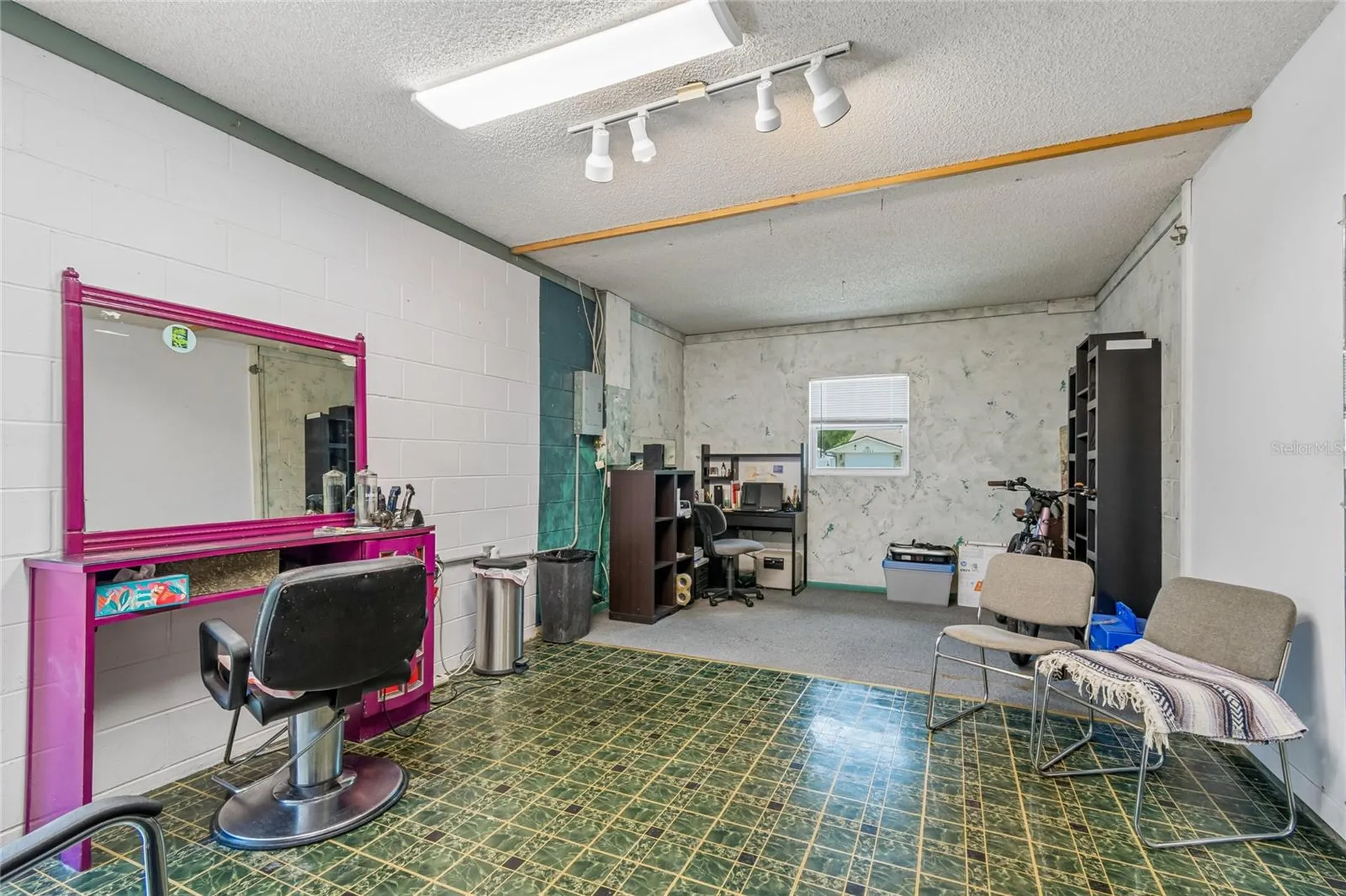 16018 Saddlestring Drive Tampa FL 33618