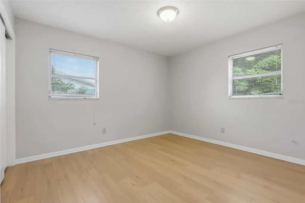 410 S Oakwood Avenue Brandon FL 33511