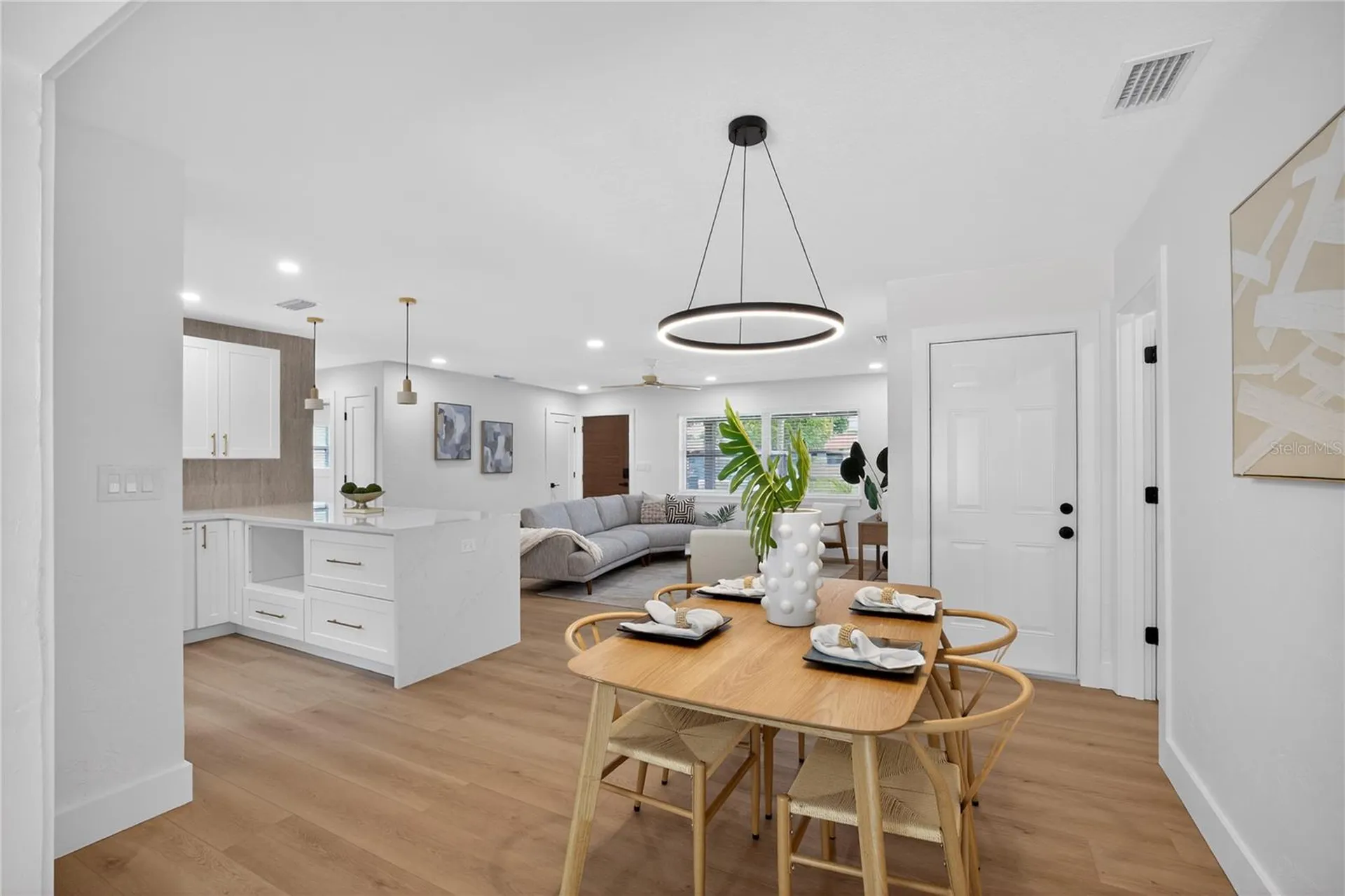 2091 62nd Place S St Petersburg FL 33712
