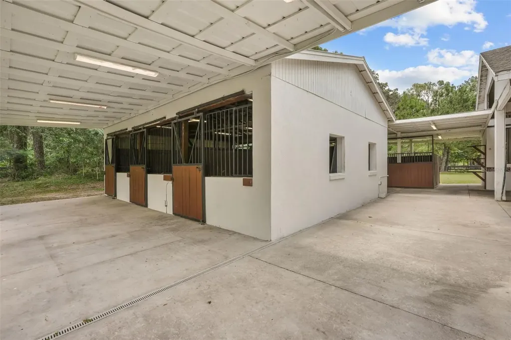 22 Wood Ridge Drive Ocala FL 34482