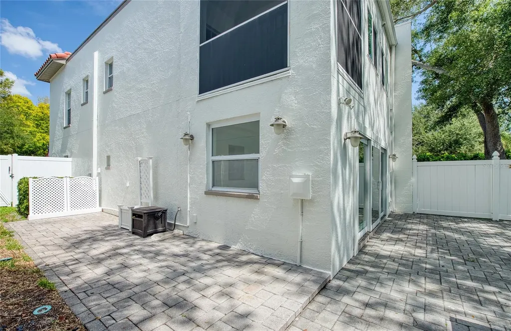 5606 Samter Court Tampa FL 33611