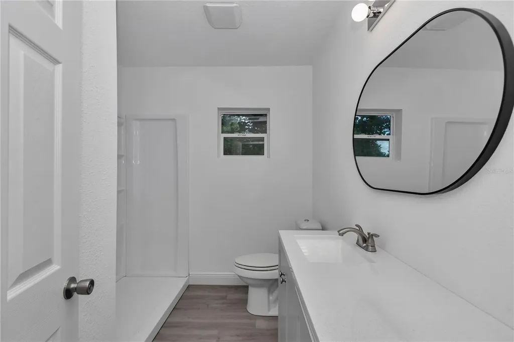 658 NE 39th Court Ocala FL 34470
